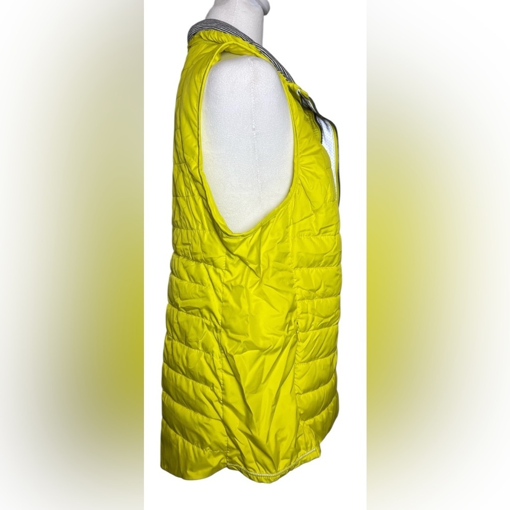 TANGERINE NWT Women's 2XL Yellow Active Quilted Puffer Vest 2 position zipper - Picture 6 of 10